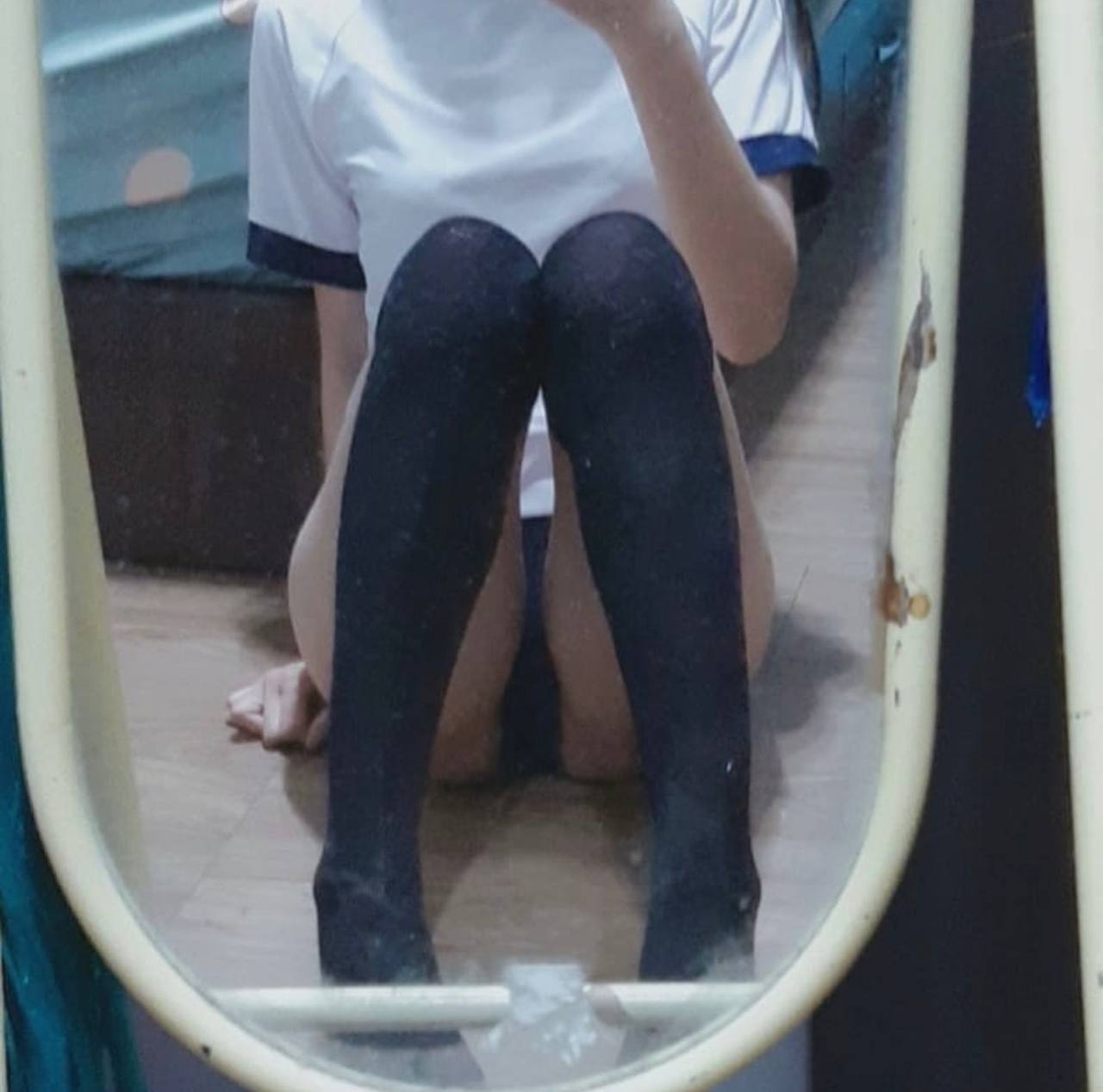 HUNTB-459 "Tôi đoán là mình không thể làm gì khác được, tốt nhất là nên xoa nó..." Em gái tôi có tư thế ngủ không tốt và luôn ngủ hở mông, và em ấy không bao giờ thức dậy! Sau khi chạm vào cô ấy chỉ để đùa giỡn, anh ta không thể cưỡng lại được và bắt đầu thủ dâm cho cô ấy!